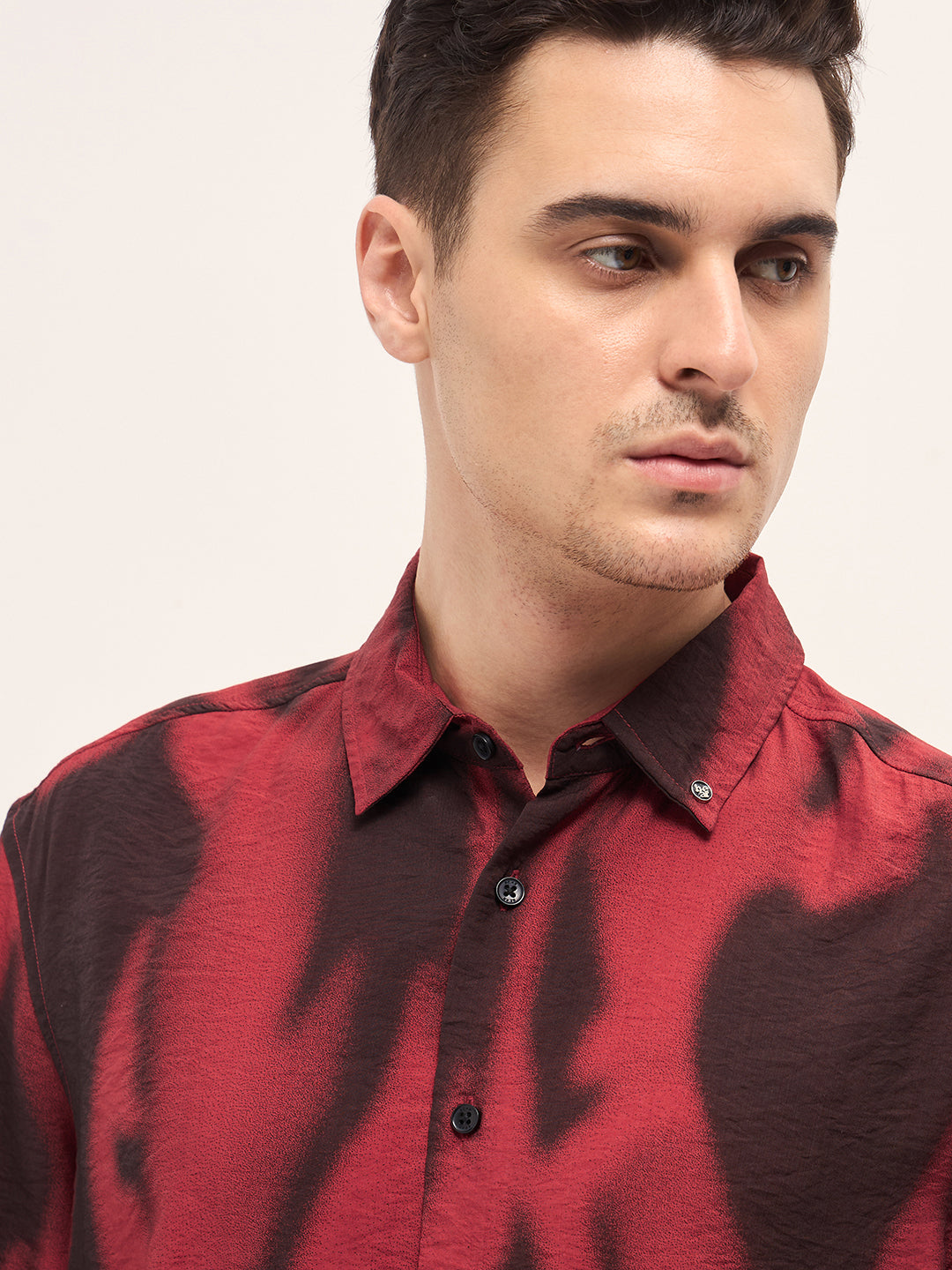 Men's Red Casual Regular Fit Printed Half Sleeves Shirt