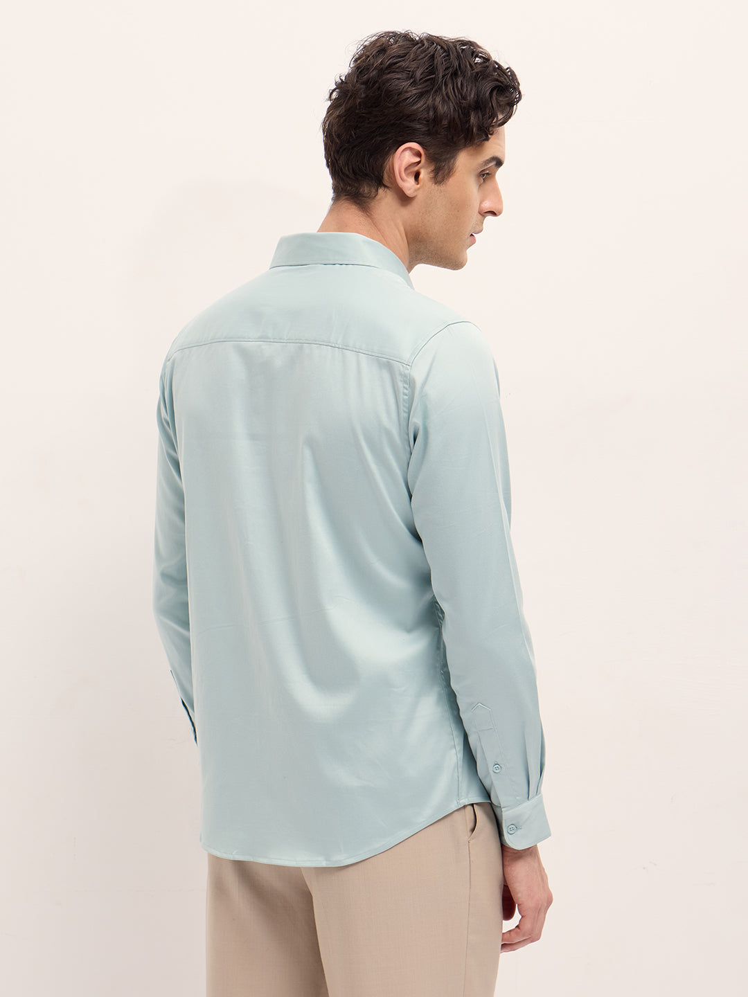 Men's Green Casual Slim Fit Solid Full Sleeves Shirt