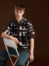 Men's Black Casual Regular Fit Printed Half Sleeves Shirt