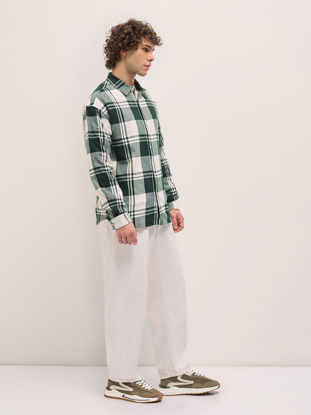Men's Green Casual Regular Fit Checked Full Sleeves Shirt