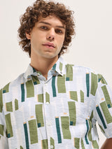 Men's White Casual Regular Fit Printed Half Sleeves Shirt