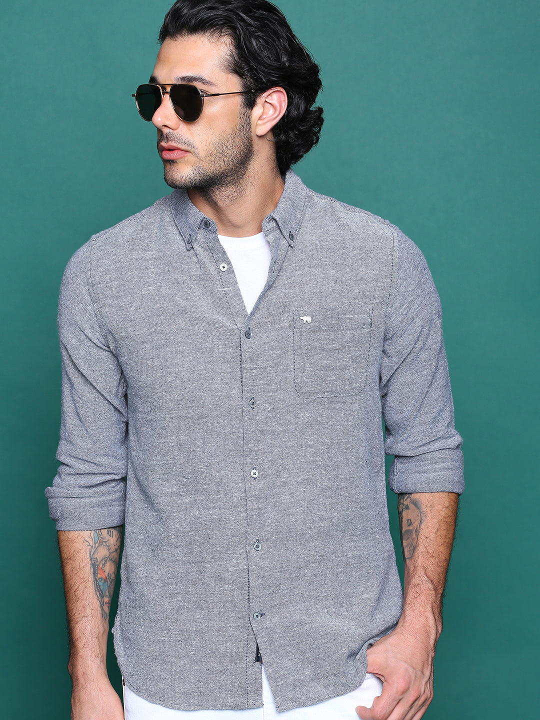 Men's Grey Slim Fit Solid Casual Shirt