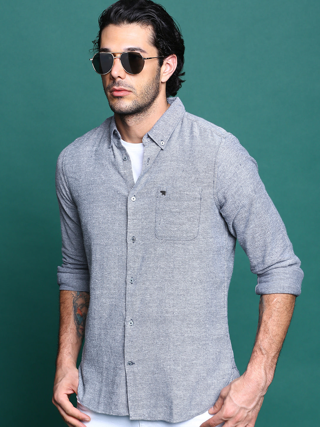 Men's Grey Slim Fit Solid Casual Shirt