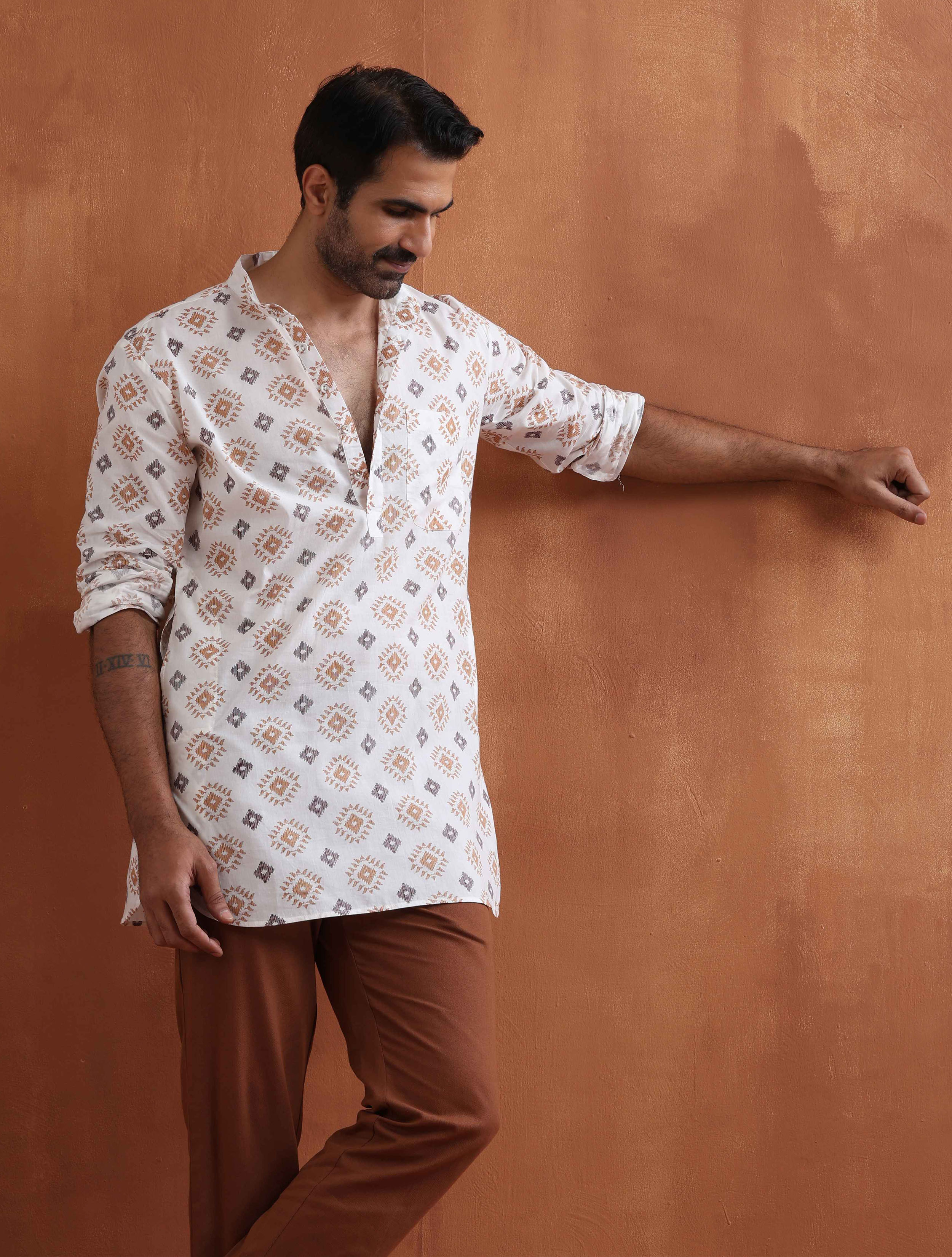 Men's Ivory Printed Short Kurta