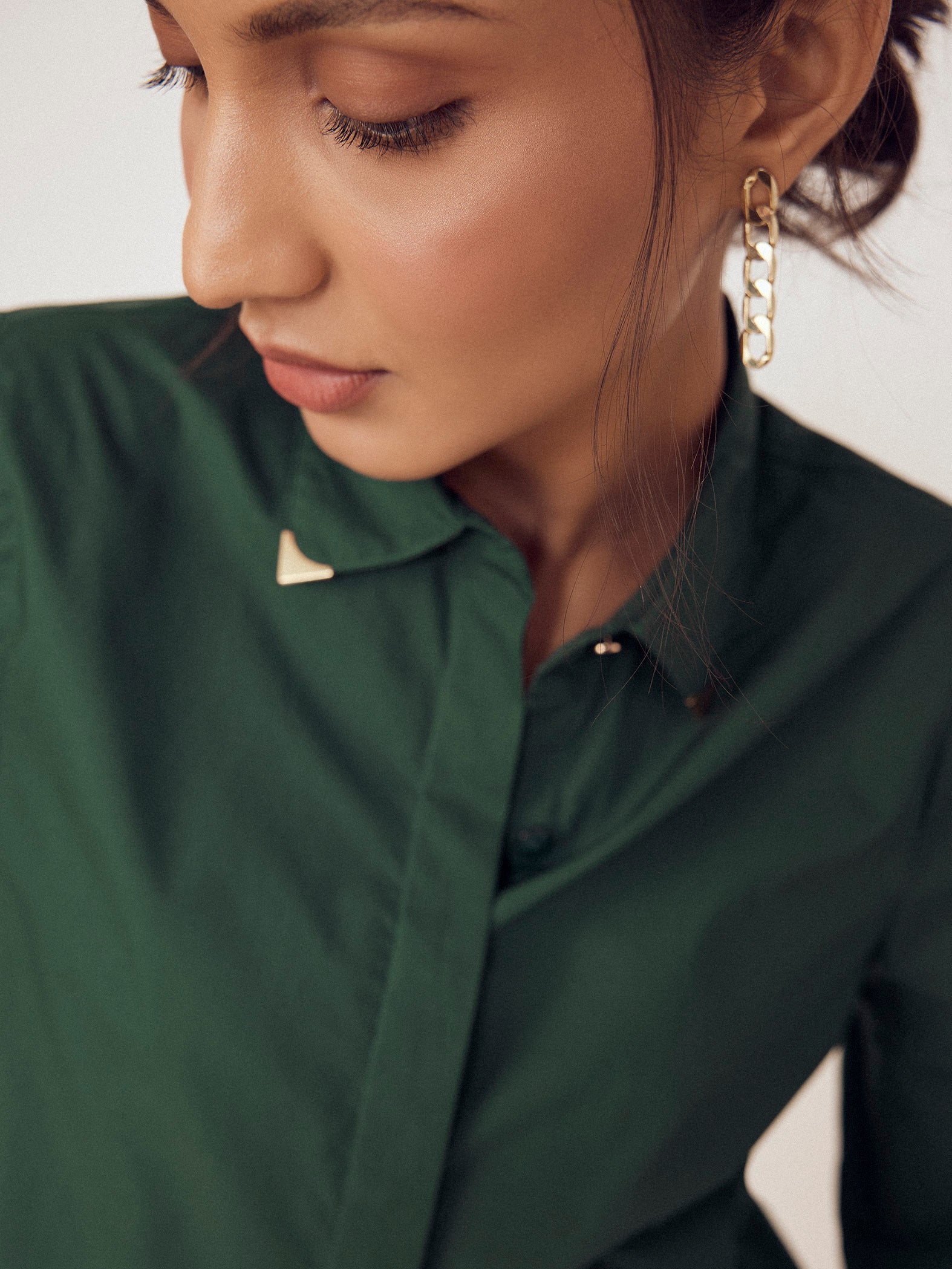 Women's Pine Collar Pin Detail Shirt