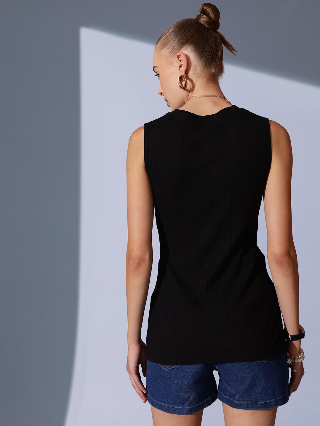 Women's Solid V-Neck Sleeveless Wrap Top