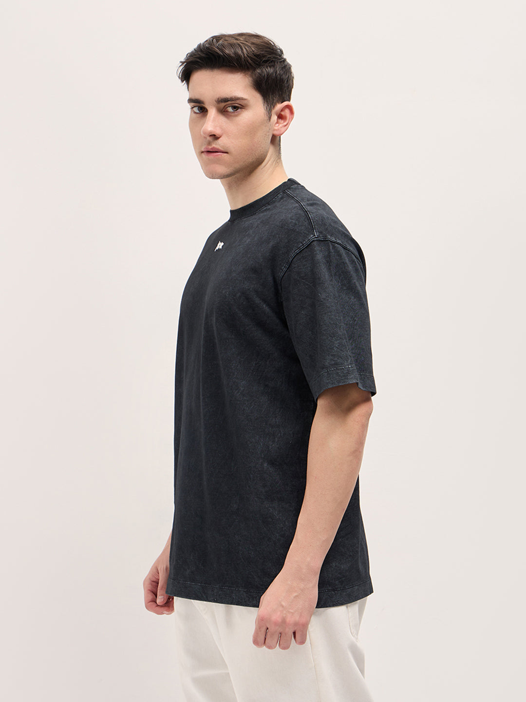 Men's Black Casual Oversized Solid Half Sleeves Tshirt