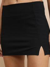 Women's Black Casual Solid Regular Fit Skirts