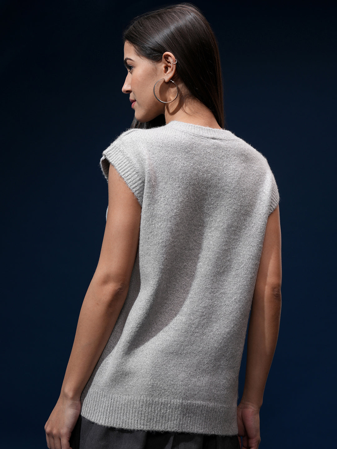 Women's Grey Casual Self-Design Sleeveless Sweater