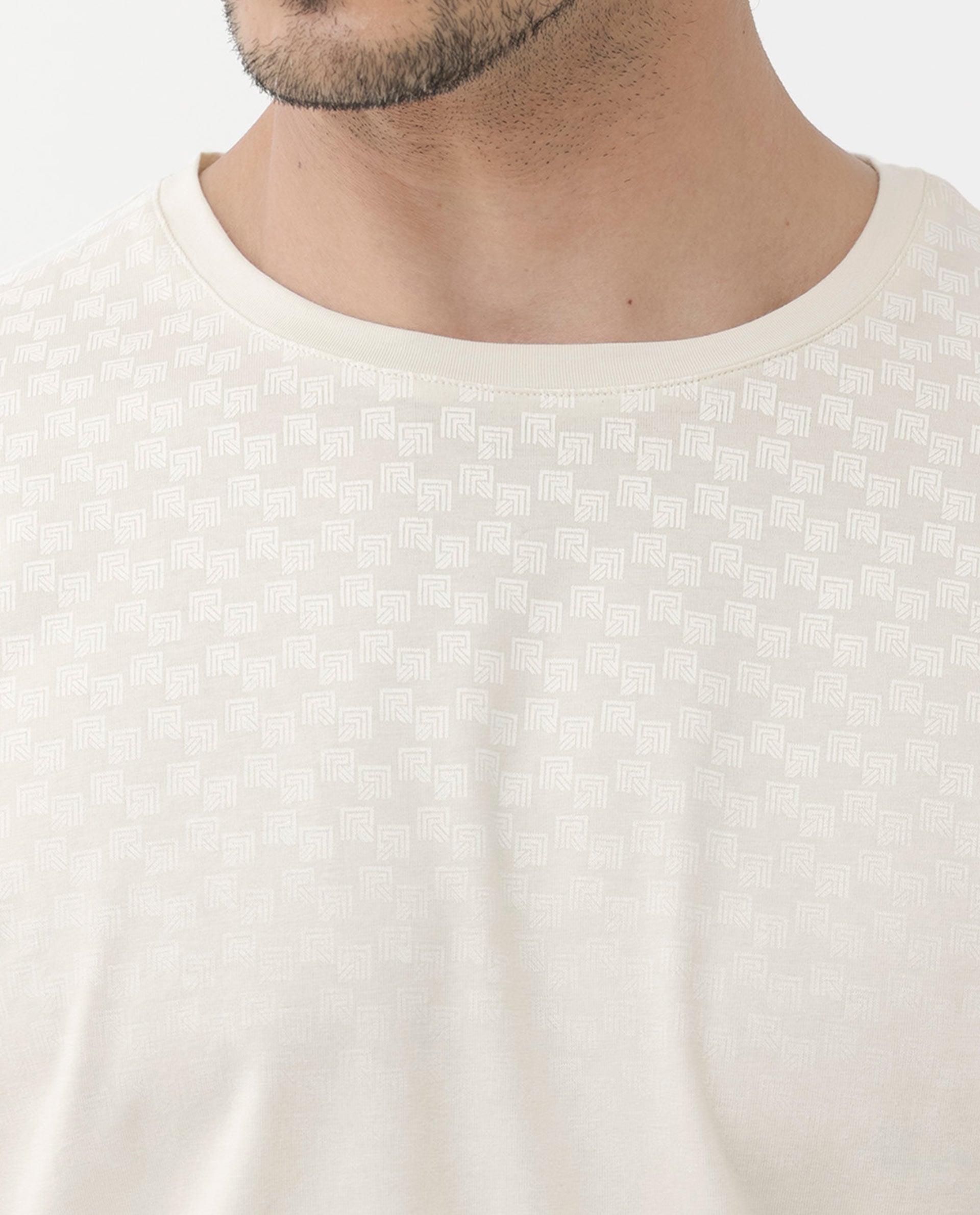 Men's Beige Casual Regular Fit Printed Half Sleeves Tshirt
