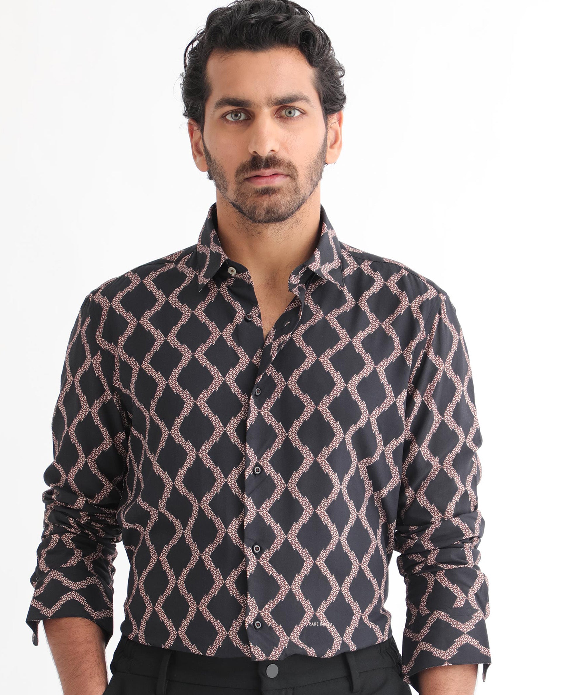 Men's Black Casual Regular Fit Printed Full Sleeves Shirt