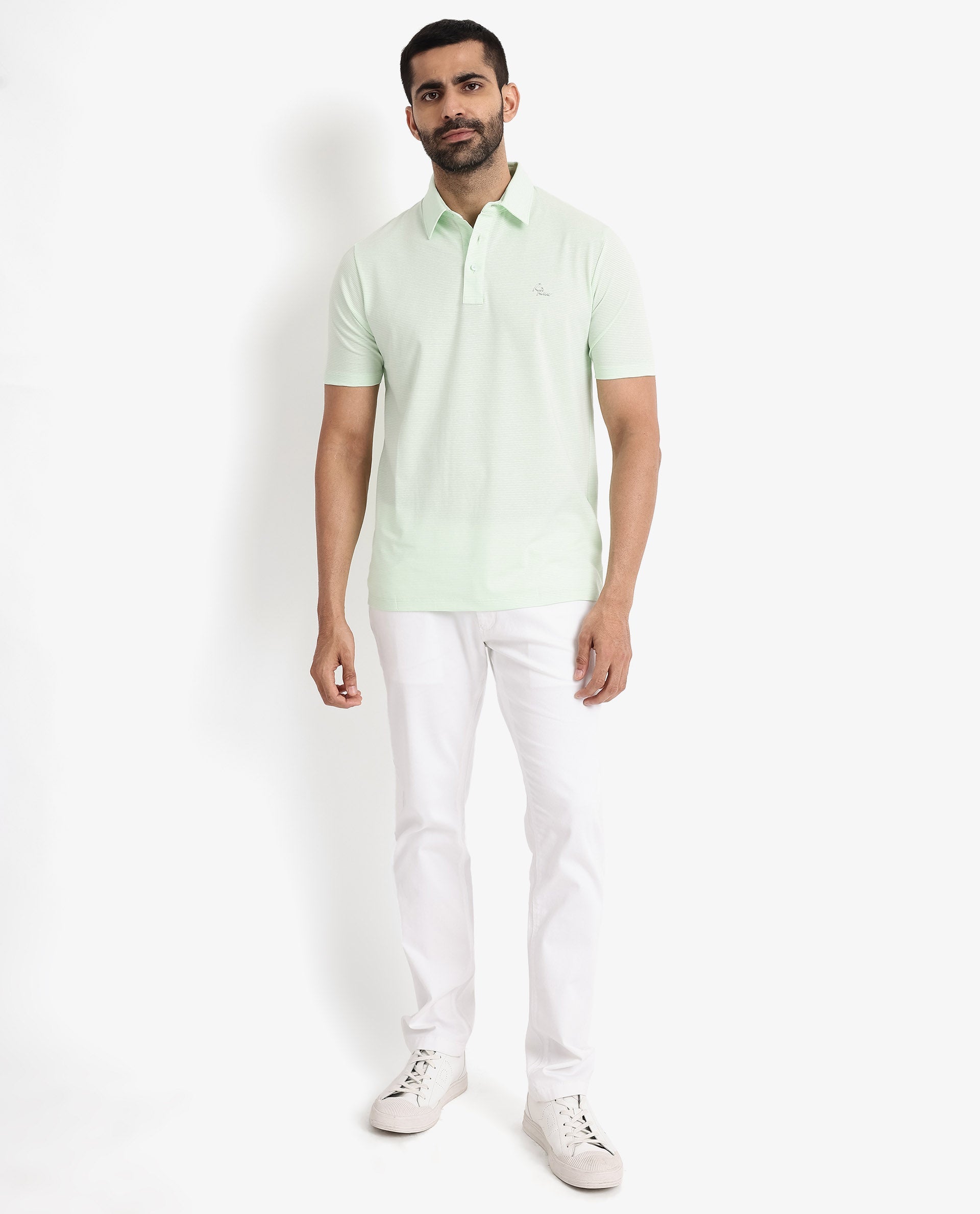 Men's Green Casual Regular Fit Solid Half Sleeves Polo Tshirt