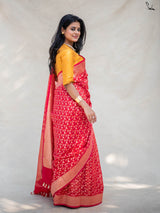 Women's Red Rayon Polyester Saree