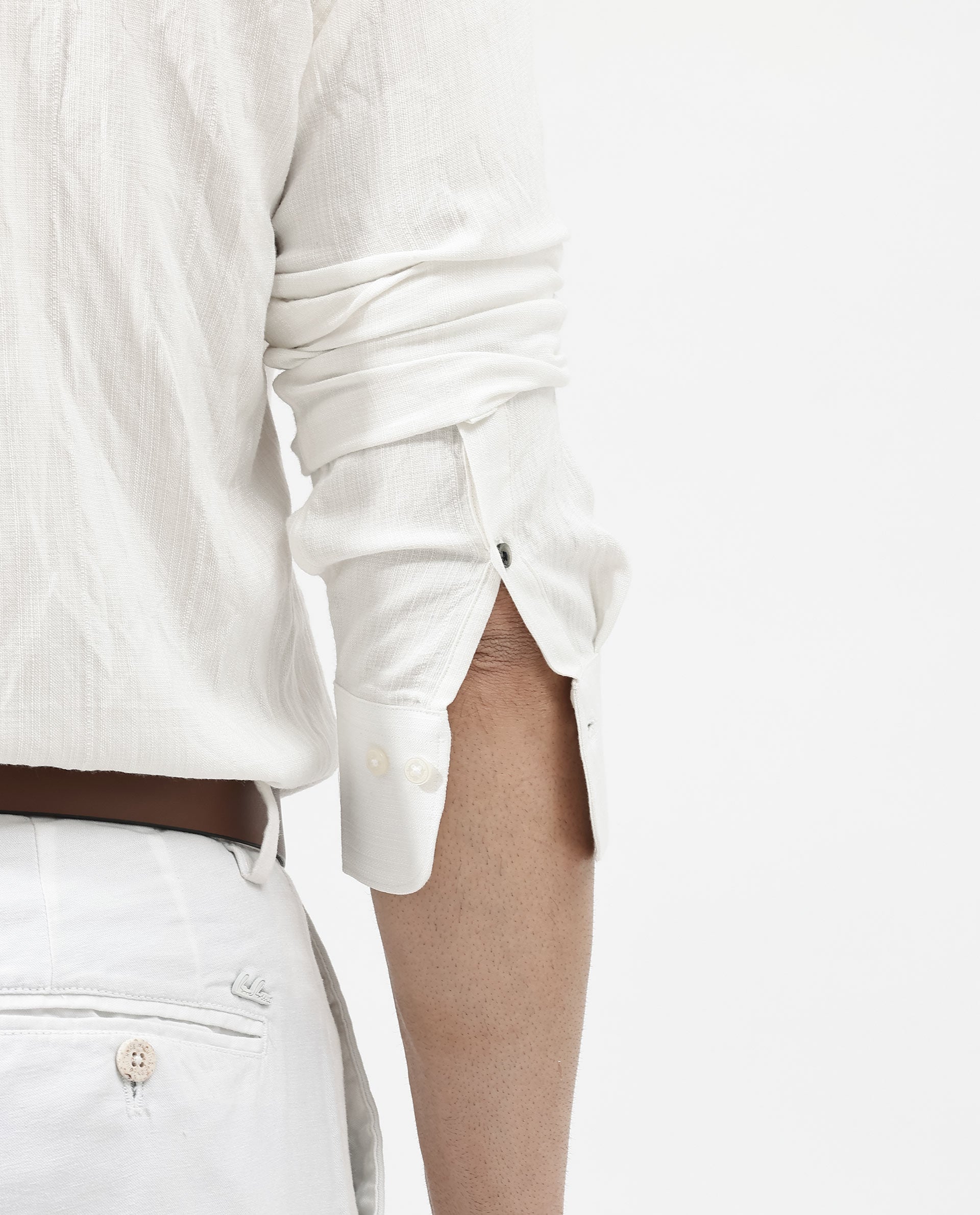 Men's White Casual Regular Fit Solid Full Sleeves Shirt