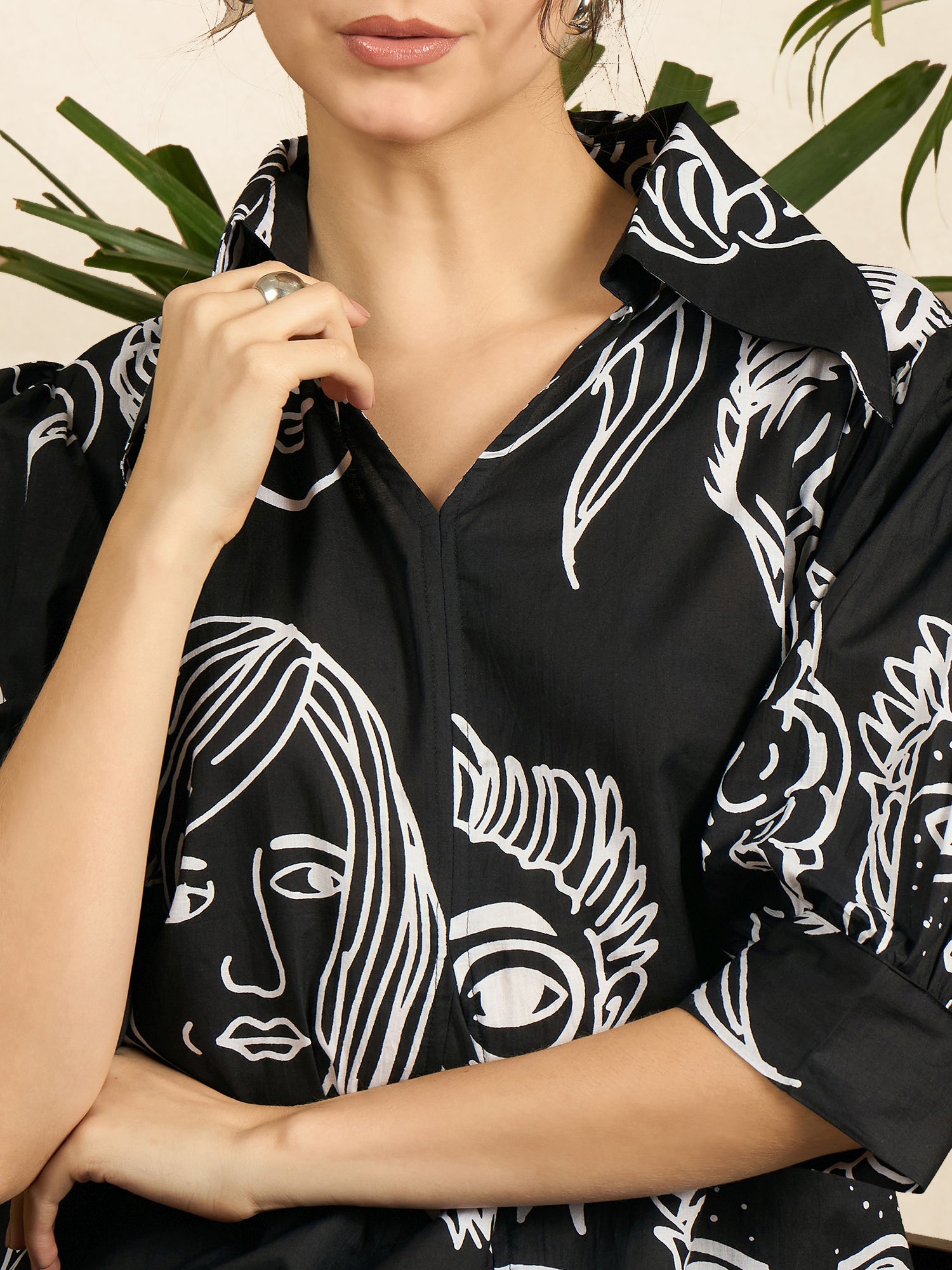 Women's Black Front Pleated Floral Midi Dress