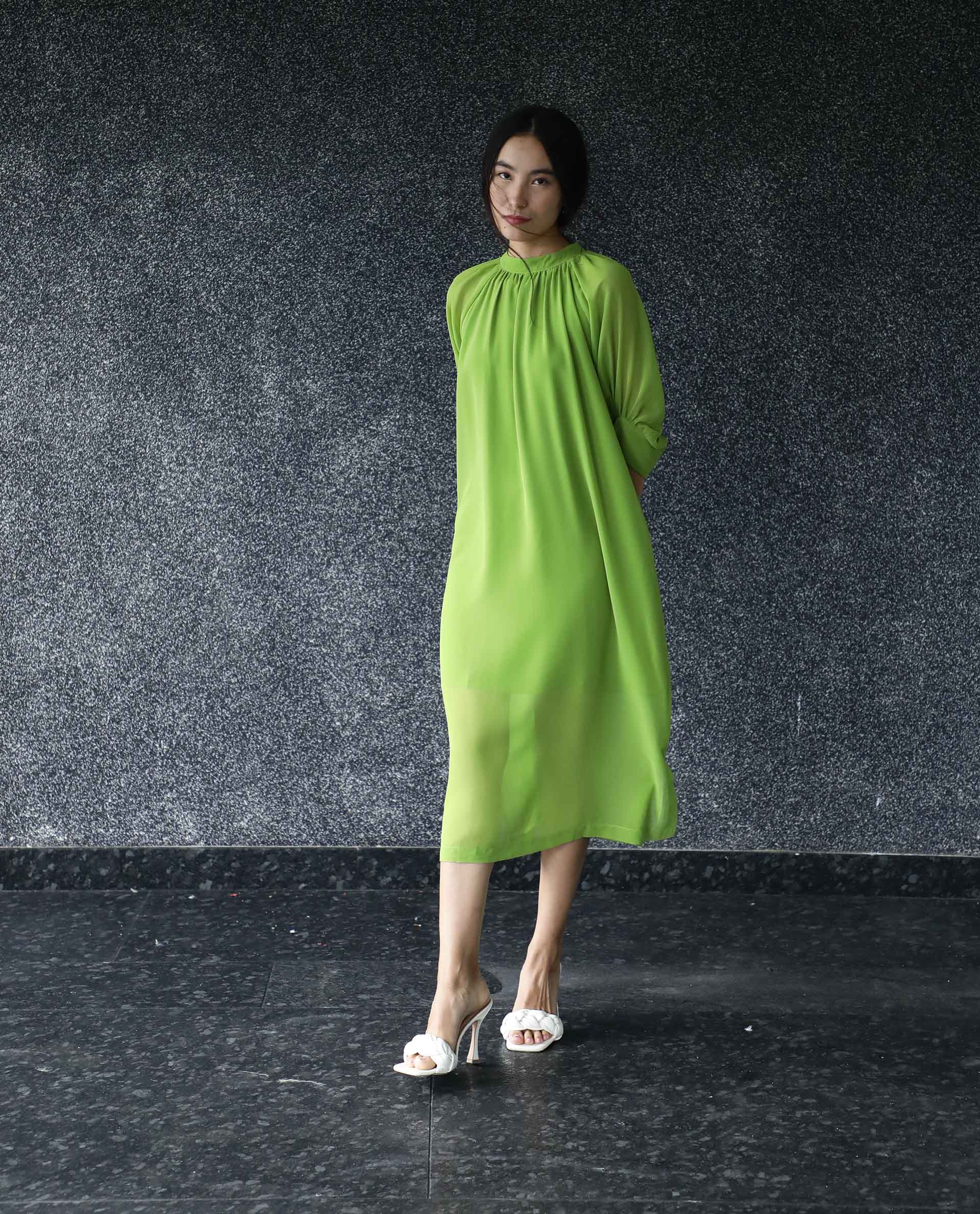 Women's Frag Green High Collared Neck With Gathers Short Sleeves With Cuff Back Button Closure Midi Dress
