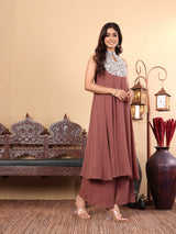 Women's Brown Yoke Embroidered Sleeveless Flared Kurta With Trousers
