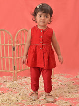 Girls Red Festive Solid Sleeveless Kurta with Pyjama