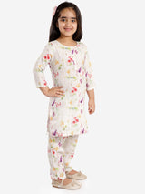 Girls White Festive Printed Three Quarter Sleeves Kurta with Pyjama