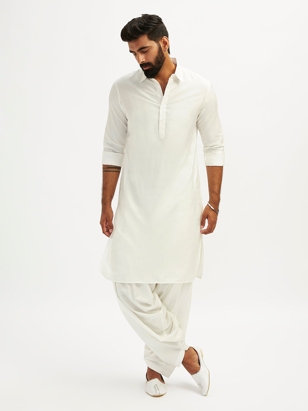 Men's White Festive Solid Full Sleeves Kurta