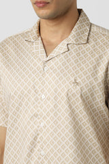 Men's Beige Casual Geometric Regular Fit Half Sleeves Shirt