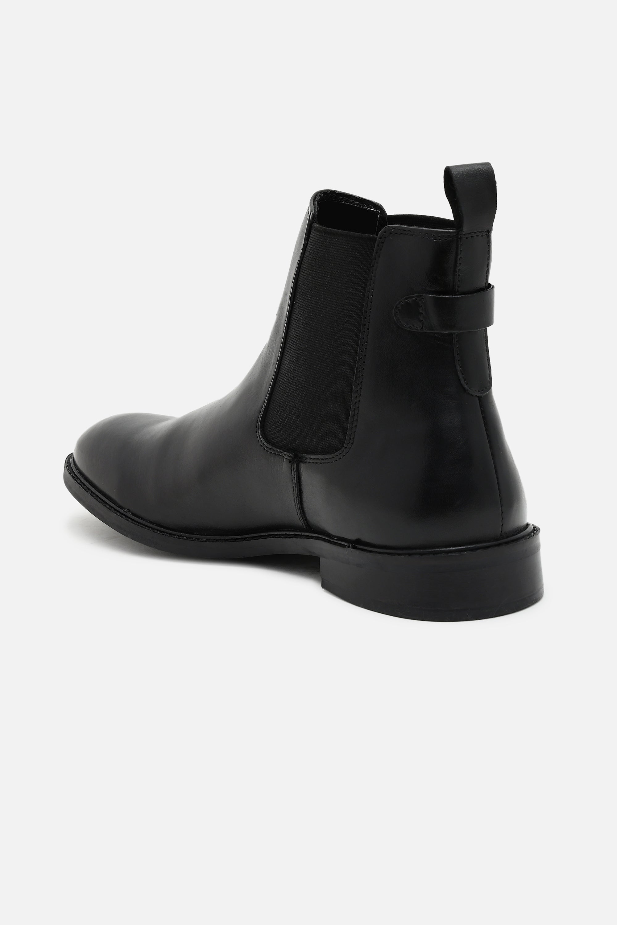 Men's Black Solid Leather Chelsea Boots