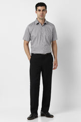 Men's White Formal Checkerd Regular Fit Half Sleeves Shirt