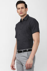 Men's Grey Formal Textured Regular Fit Half Sleeves Shirt