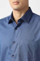 Men's Blue Formal Textured Regular Fit Half Sleeves Shirt