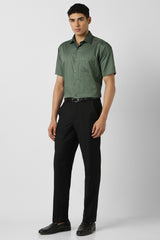 Men's Green Formal Printed Regular Fit Half Sleeves Shirt