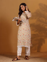 Women's Off White Floral Prnted Straight Kurta