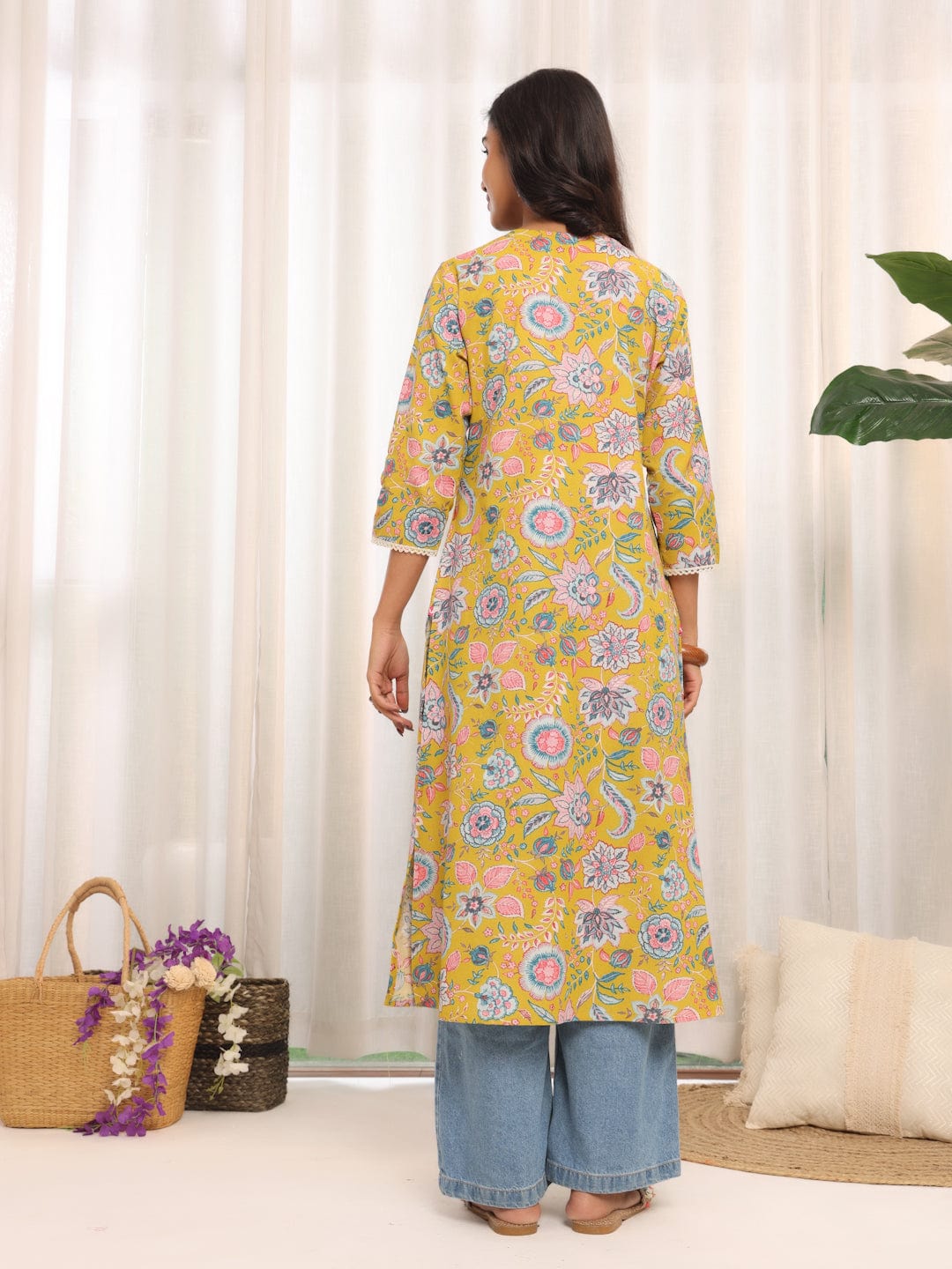 Women's V Neck Floral Printed Kurta