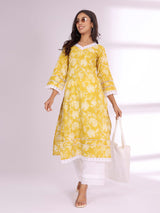 Women's Ethnic Floral Printed Flared Sleeve Kurta