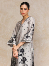 Women's Bold Placement Floral Printed V Neck Kurta