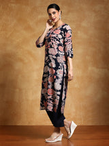 Women's Bold Floral Printed Straight Kurta