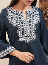 Women's Indigo Blue Ethnic Regular Fit Three Quarter Sleeves Kurta