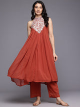 Women's Halter Neck Zari And Sequence Embroidered Sleeveless Flared Kurta Paired With Tonal Bottom