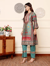 Women's Green Round Neck Gotta Lace Detailed Ethnic Printed , Three Quarter Sleeve Straight Kurta With Tonal Bottom With Lace Detailing