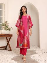Women's Fuschia Pink Abstract Printed Straight Kurta With Trousers