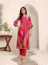 Women's Fuschia Pink Abstract Printed Straight Kurta With Trousers