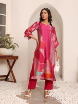 Women's Fuschia Pink Abstract Printed Straight Kurta With Trousers