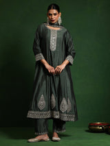 Women's Zari Embroidered Anarkali Kurta With Trouser & Dupatta