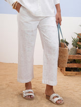 Women's White Casual Solid Regular Fit Trouser