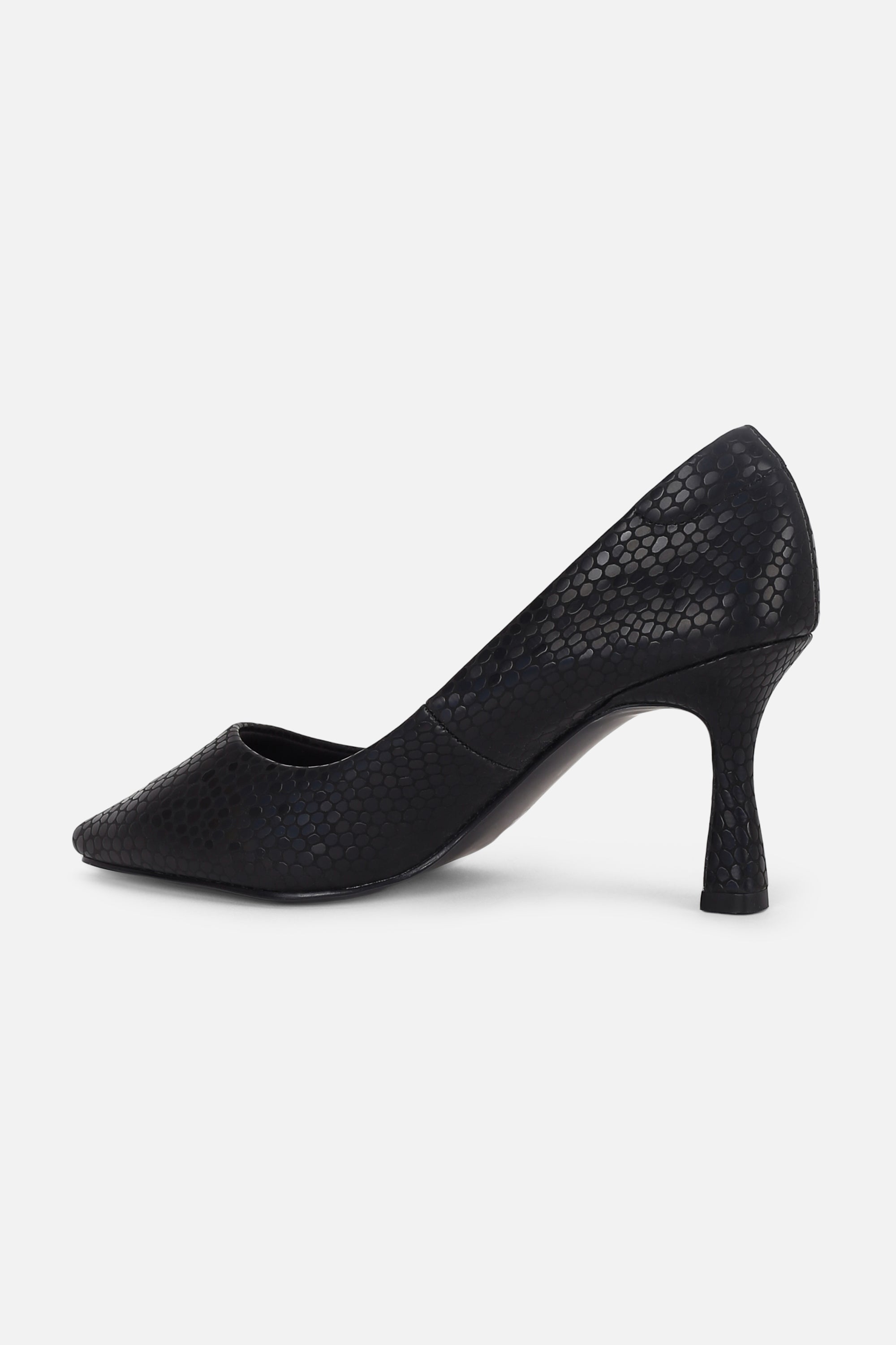 Women's Black Casual Textured Pump