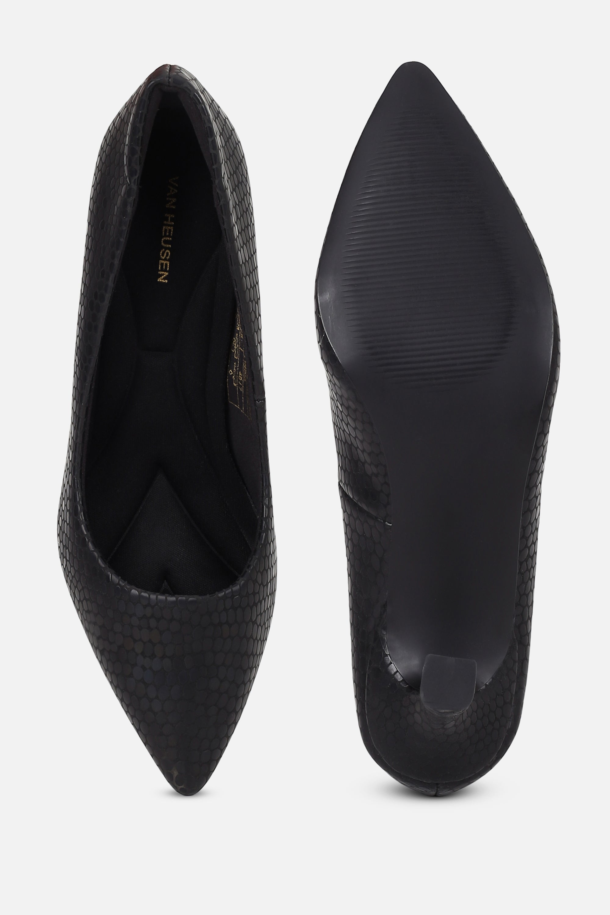 Women's Black Casual Textured Pump