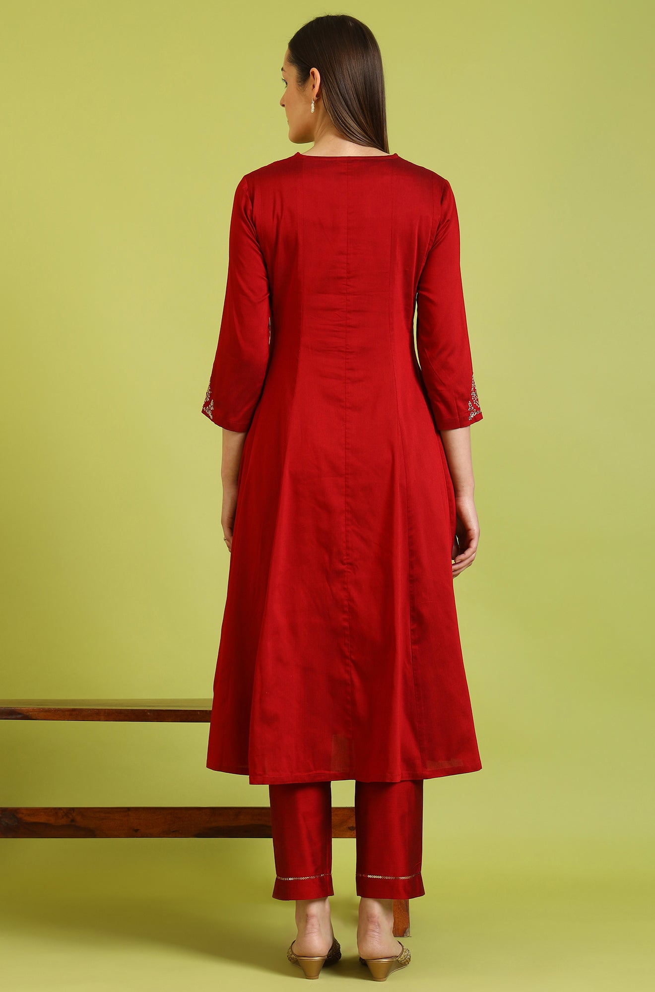 Women's Embroidered Zari Anarkali Kurta