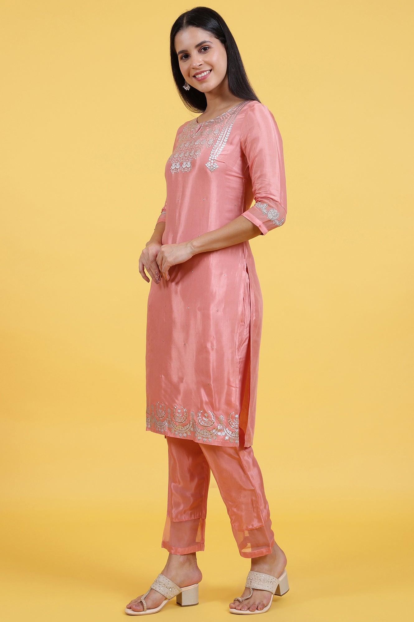 Women's Pink Printed Shantung Straight Kurta