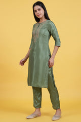 Women's Solid Embroidered Shantung Straight Kurta