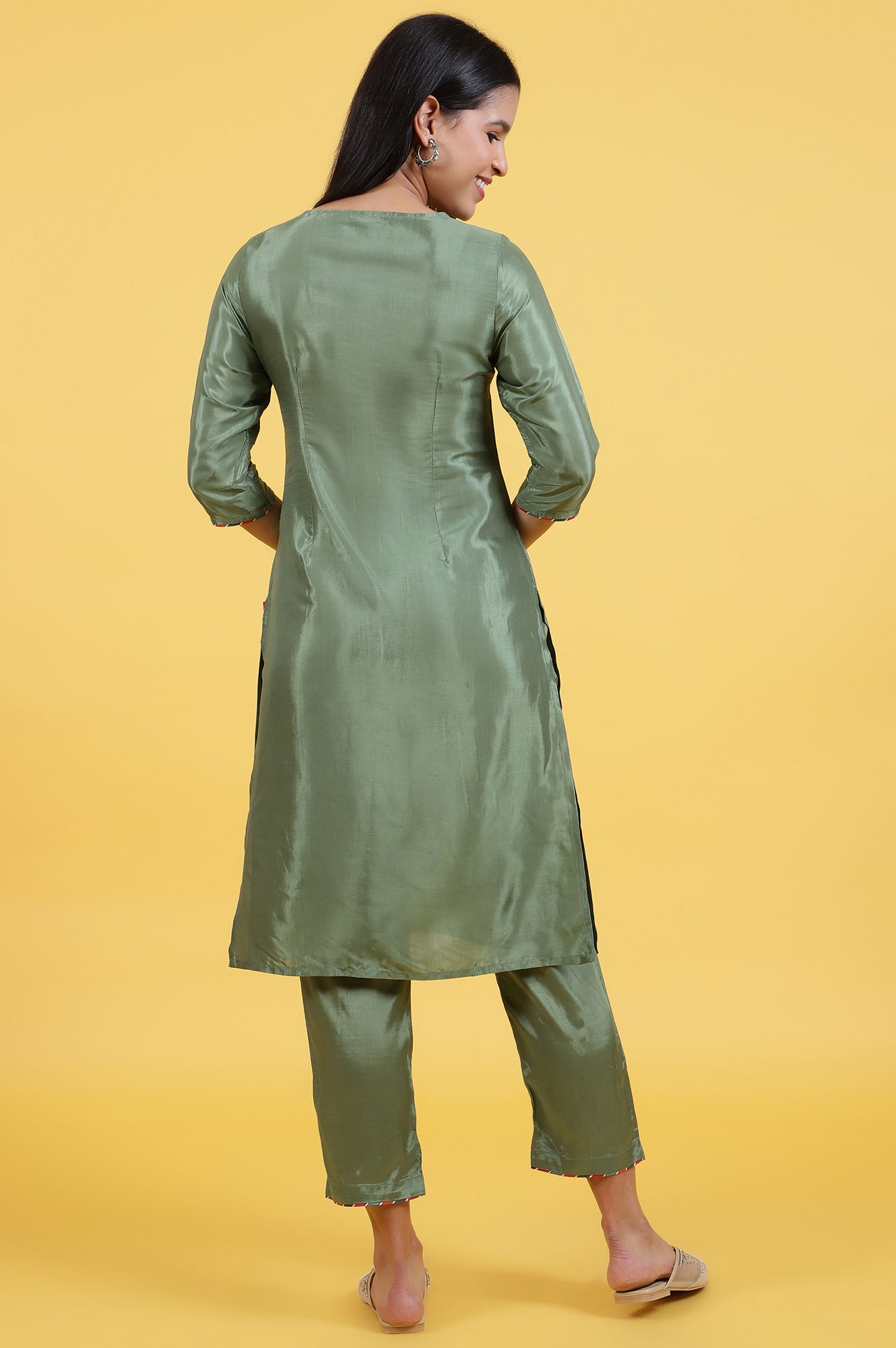 Women's Solid Embroidered Shantung Straight Kurta