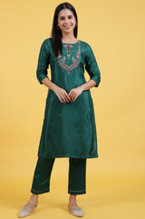 Women's Solid Thread Embroidered Woven Straight Kurta